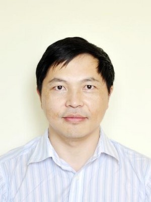 李榮躍于2011年加入 Mentor Graphics，任集成電氣事業(yè)部（IESD）中國(guó)區(qū)技術(shù)市場(chǎng)資深工程師。此前曾長(zhǎng)期任職于國(guó)內(nèi)知名線束廠商的線束開發(fā)部門，具有豐富的線束開發(fā)與設(shè)計(jì)經(jīng)驗(yàn)。